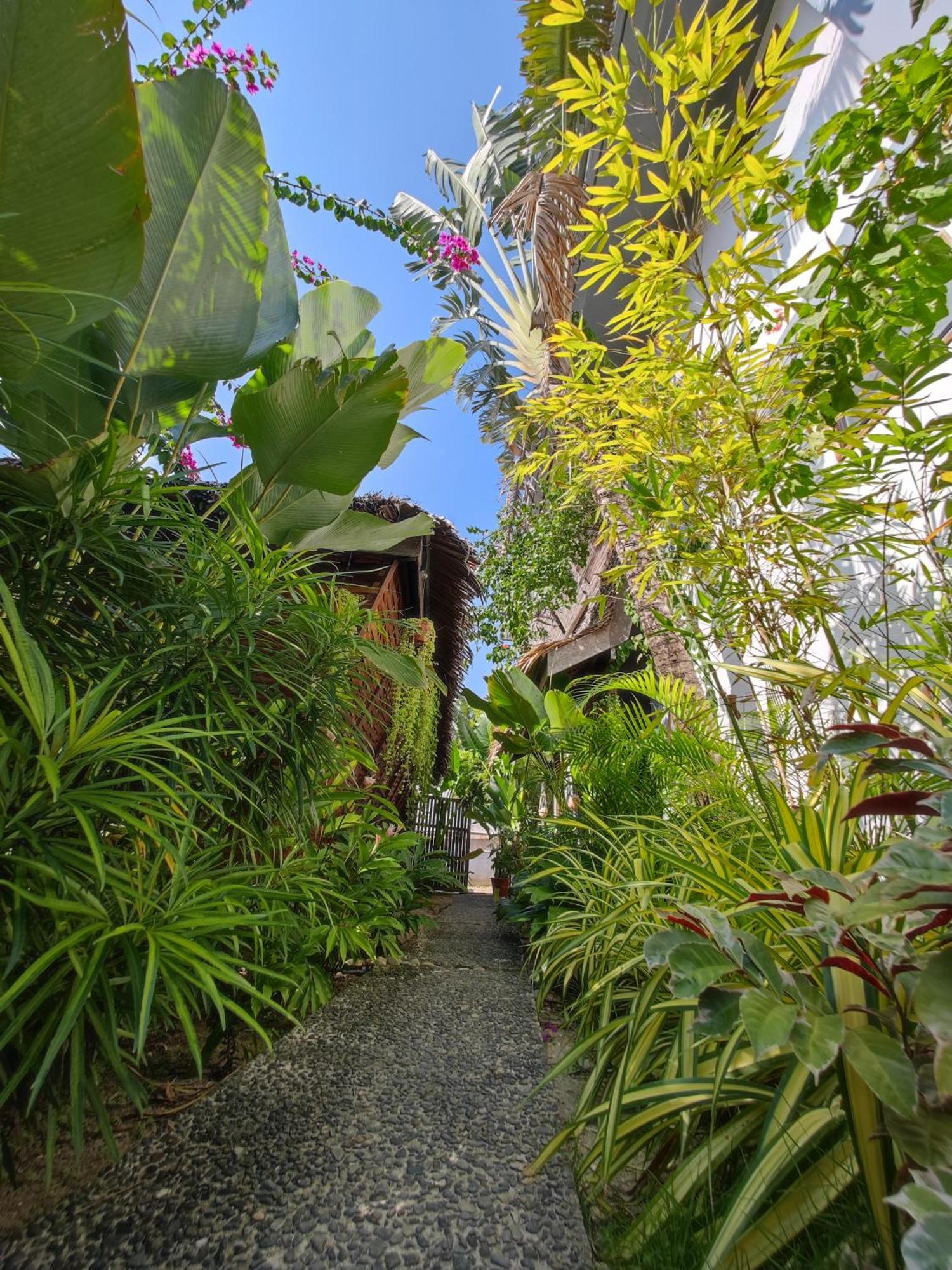 Daluyong Beach Resort General Luna  Eksteriør billede