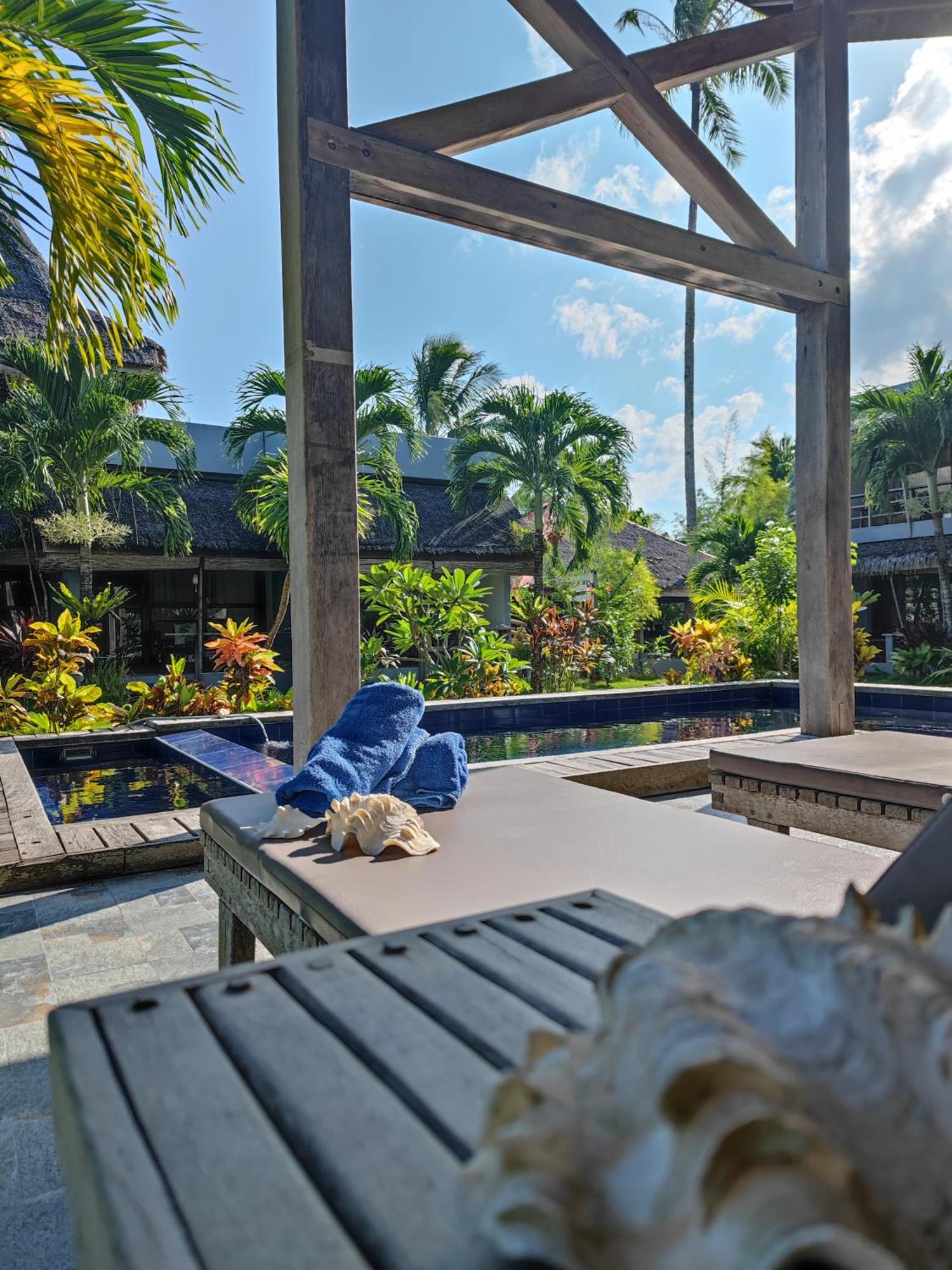 Daluyong Beach Resort General Luna  Eksteriør billede